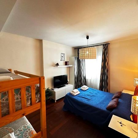 Rooms Arago Barcelona Eksteriør bilde