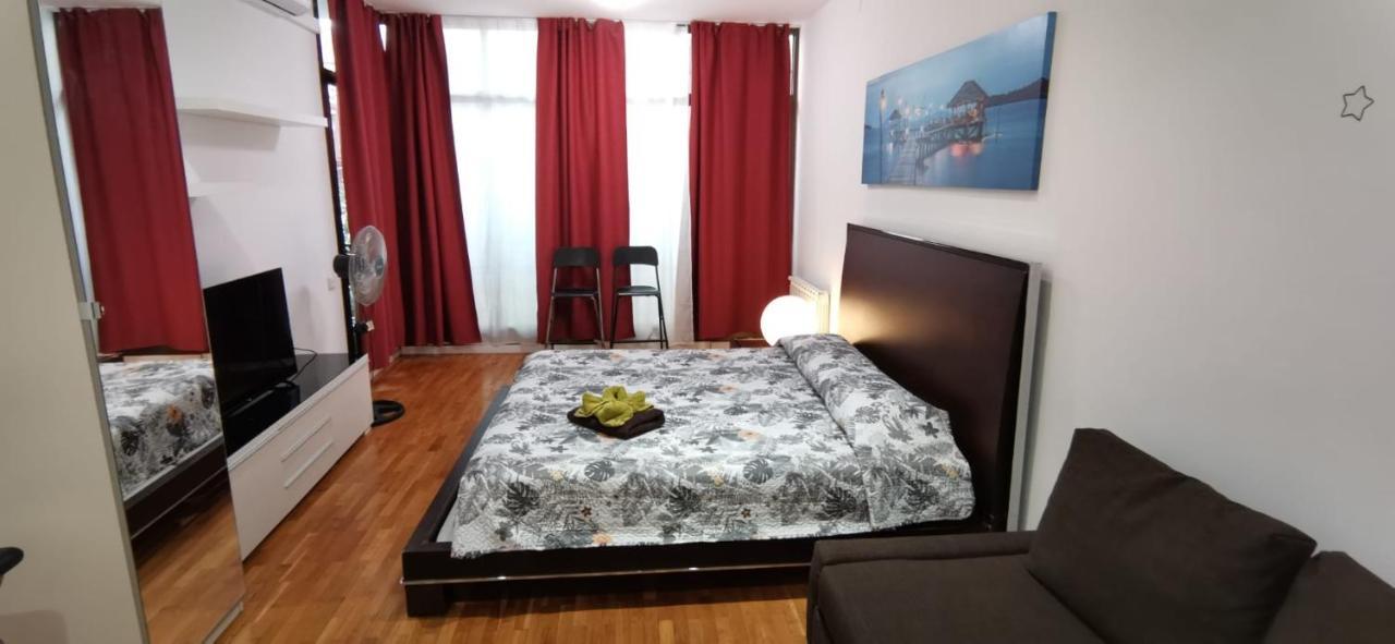Rooms Arago Barcelona Eksteriør bilde