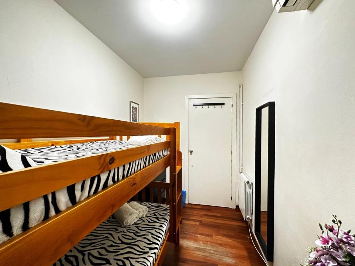 Rooms Arago Barcelona Eksteriør bilde