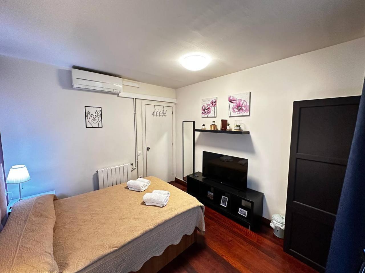 Rooms Arago Barcelona Eksteriør bilde