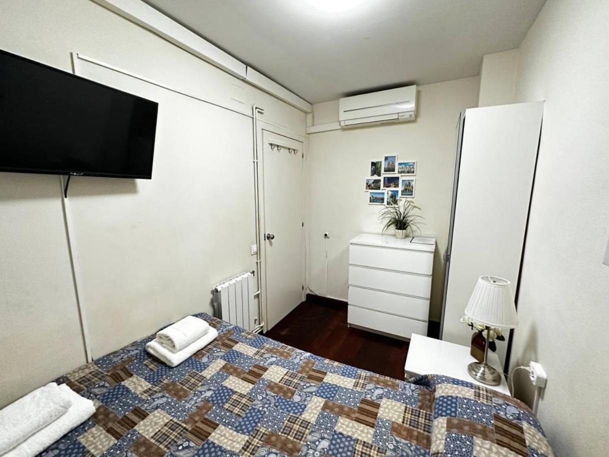 Rooms Arago Barcelona Eksteriør bilde